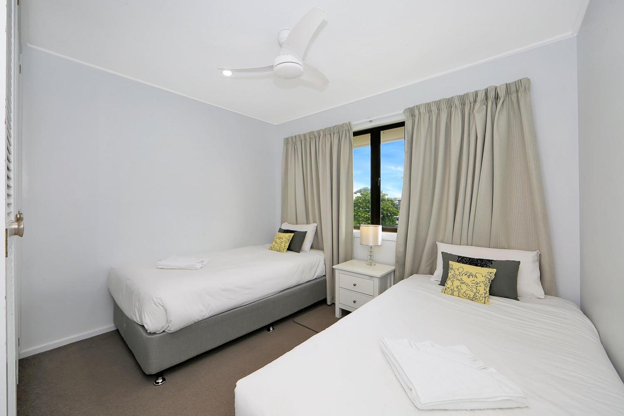 Nautilus Beachside Apartments Bargara Habitación foto