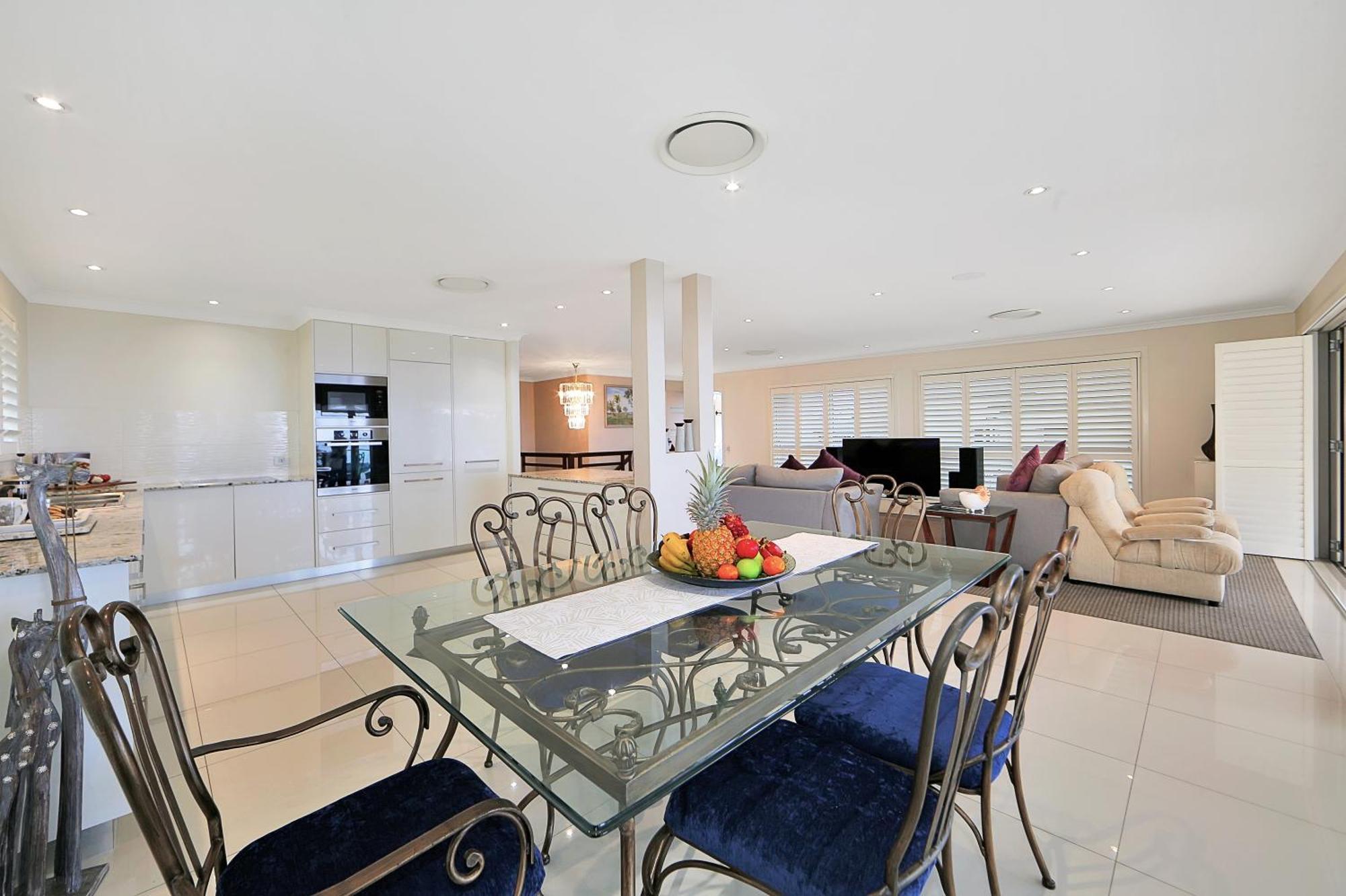 Nautilus Beachside Apartments Bargara Habitación foto